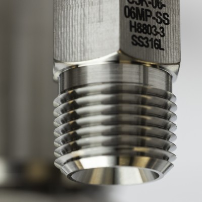 Hose fitting_highlight2.jpg thumb